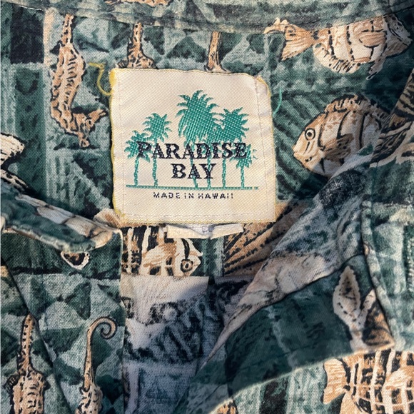 VINTAGE Men’s Hawaiian Print Button-Up Shirts BUNDLE - Picture 11 of 11